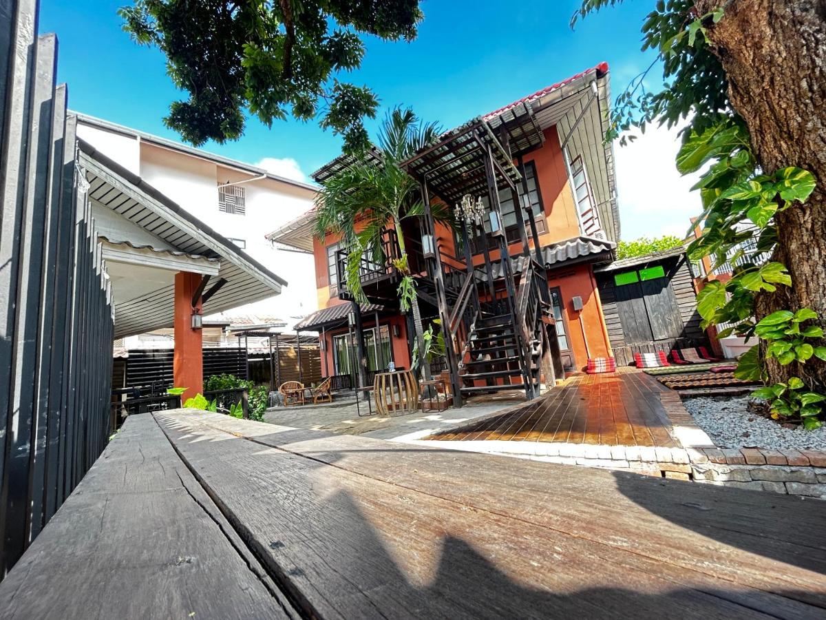 Villa'S Homestay เชียงใหม่ ภายนอก รูปภาพ