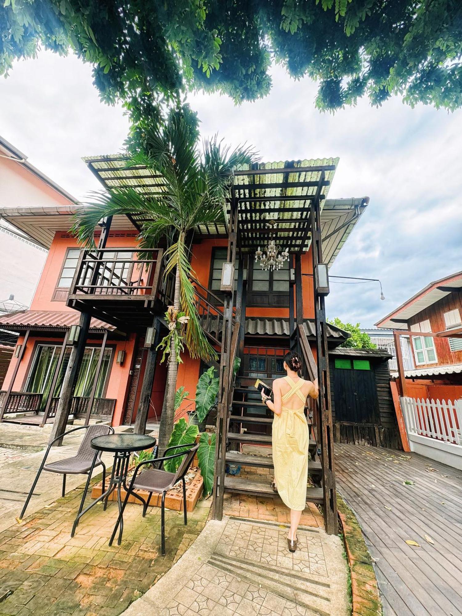 Villa'S Homestay เชียงใหม่ ภายนอก รูปภาพ